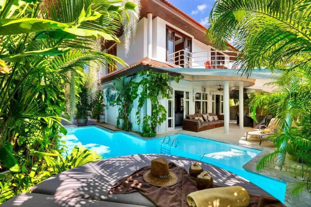 3 Bedroom Pool Villa - Kids Paradise In A Beachside Resort Choeng Mon Exteriör bild
